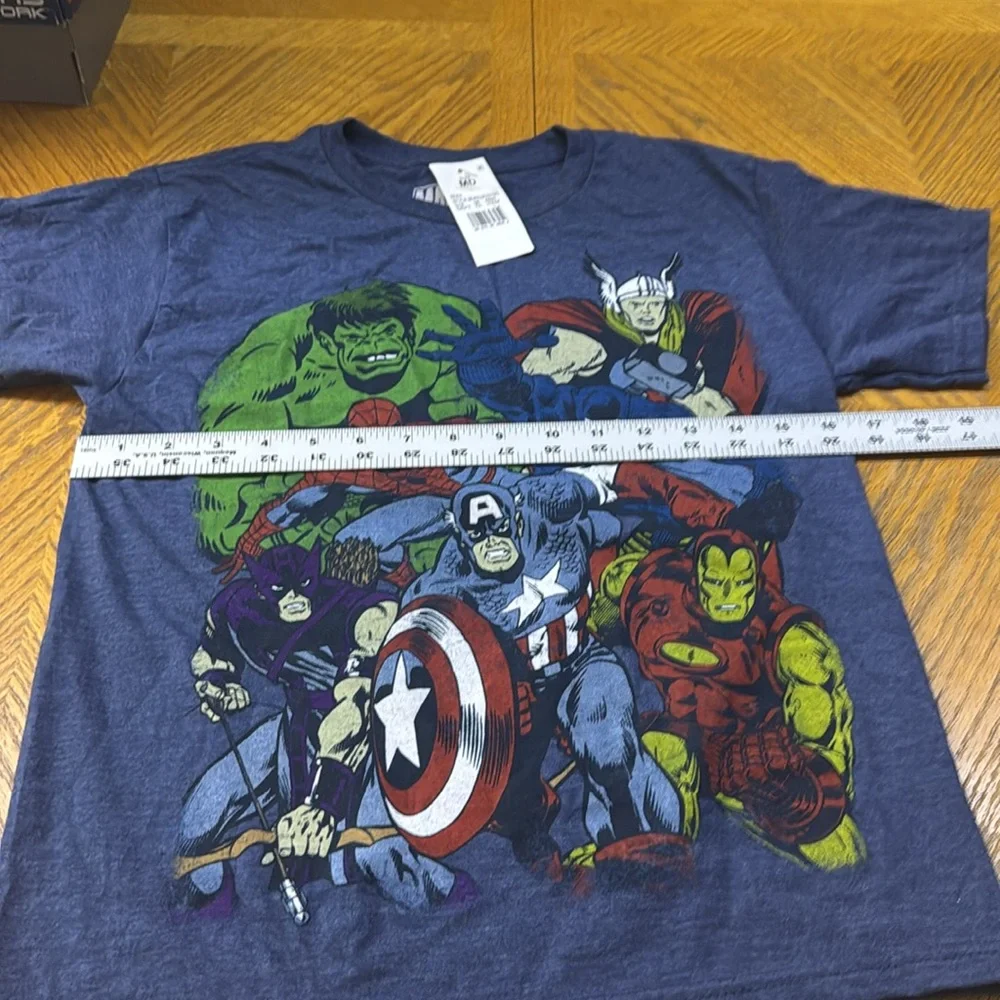 Marvel Graphic T-Shirt - Picture 6 of 7